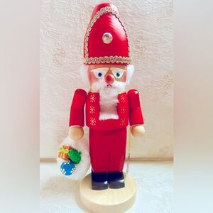STEINBACH GERMAN WOODEN NUTCRACKER CHUBBY “STAR SANTA”  S1350 NEW